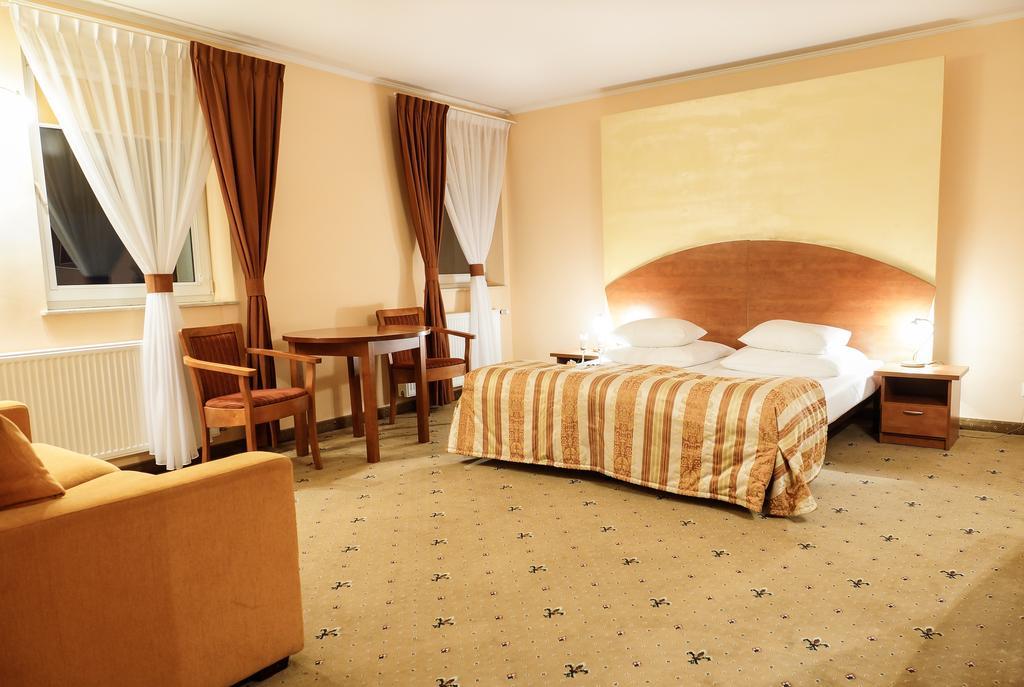 Hotel City Grudziądz Szoba fotó